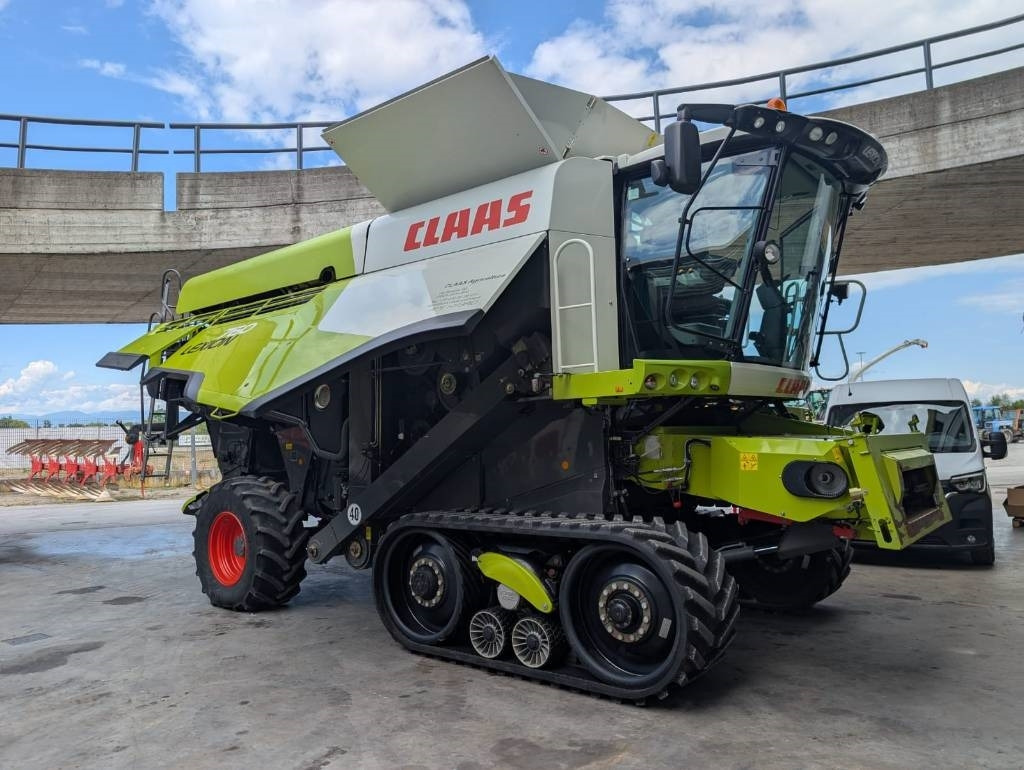Claas Lexion 760 TT - Obilný kombajn: obrázok 1 Claas Lexion 760 TT - Obilný kombajn: obrázok 1
