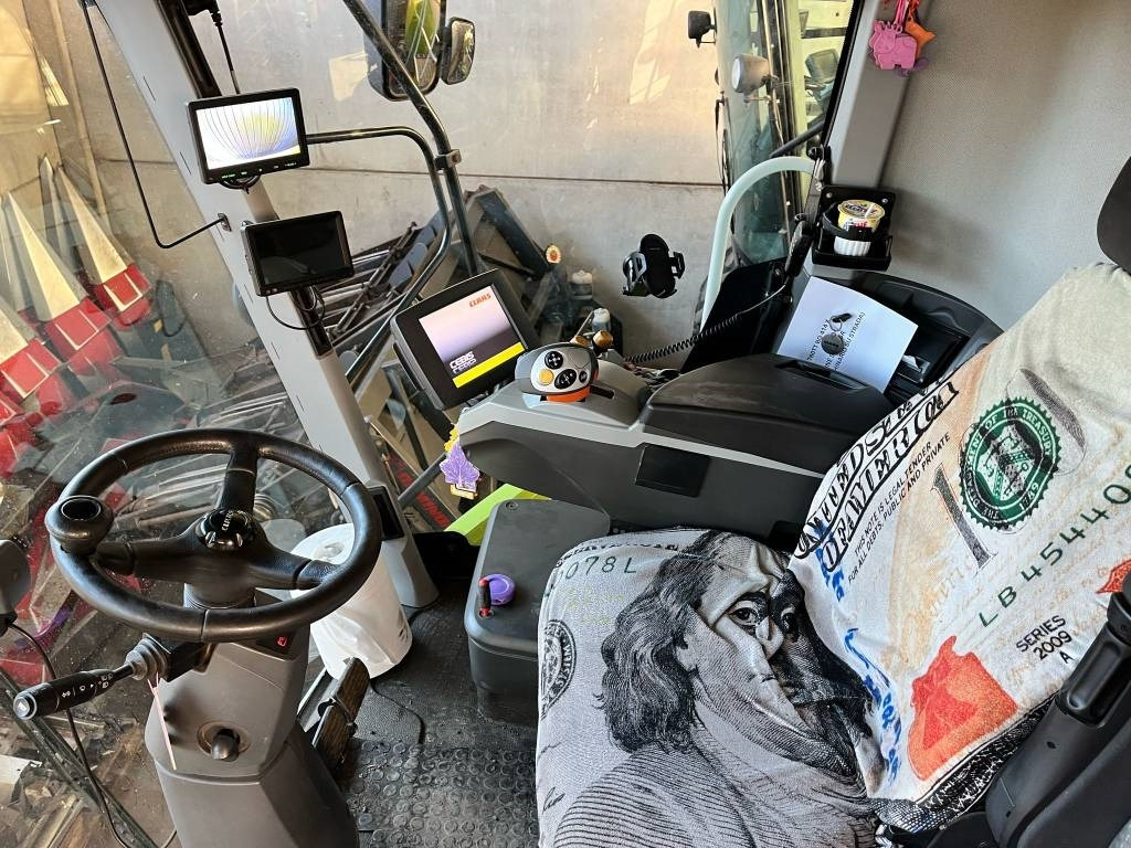 Claas Lexion 760 TT - Obilný kombajn: obrázok 4 Claas Lexion 760 TT - Obilný kombajn: obrázok 4
