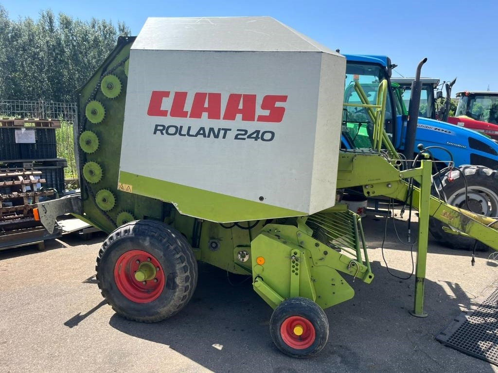 Claas Rollant 240 - Lis na okrúhle balíky: obrázok 5 Claas Rollant 240 - Lis na okrúhle balíky: obrázok 5