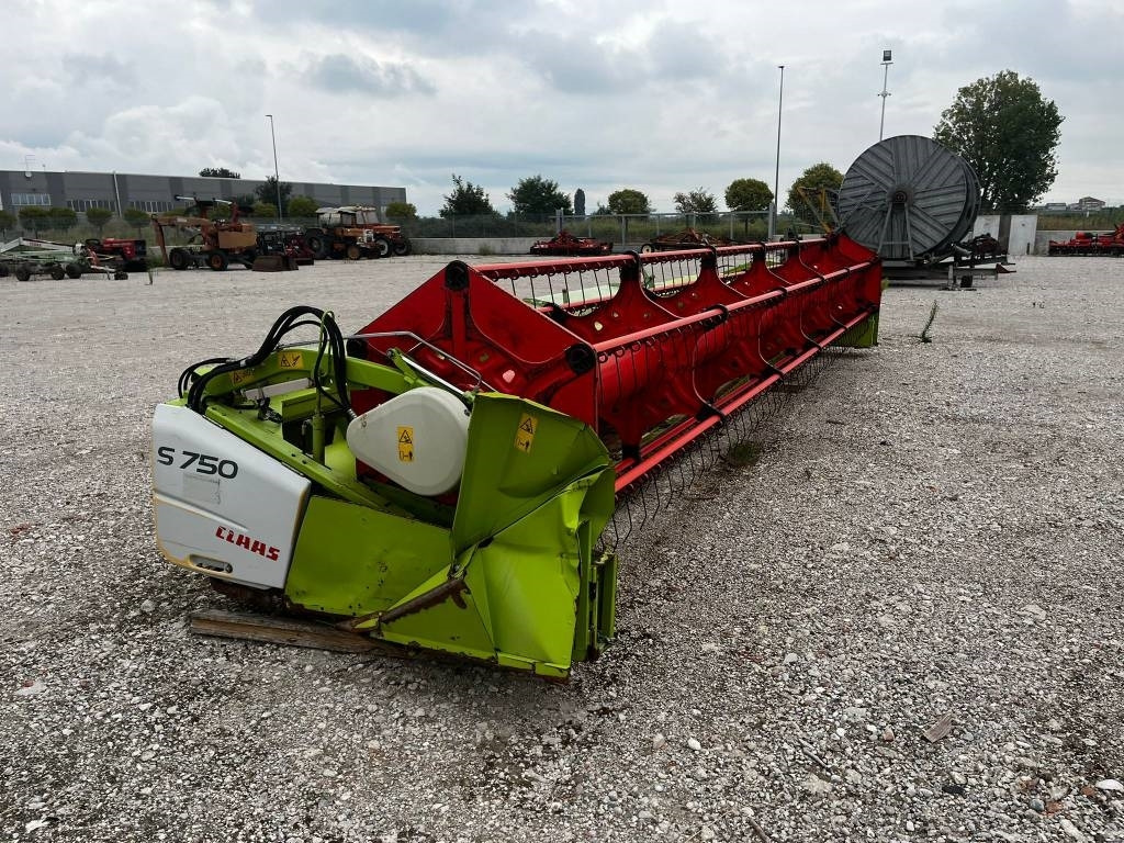 Claas S 750 - Příslušenstvo na kombajn: obrázok 3 Claas S 750 - Příslušenstvo na kombajn: obrázok 3