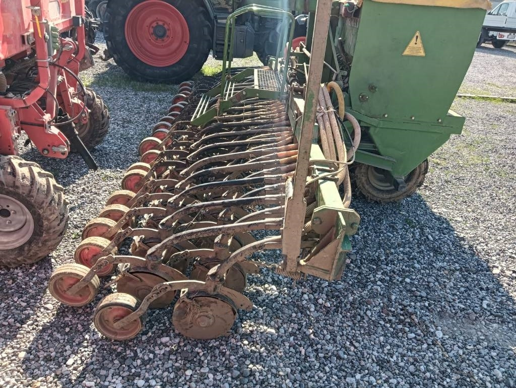 Damax 5 MT - Přesný sejací stroj: obrázok 3 Damax 5 MT - Přesný sejací stroj: obrázok 3