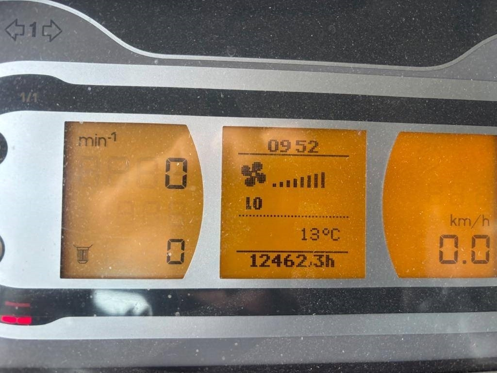 Fendt 927 Vario Profi - Traktor: obrázok 2 Fendt 927 Vario Profi - Traktor: obrázok 2