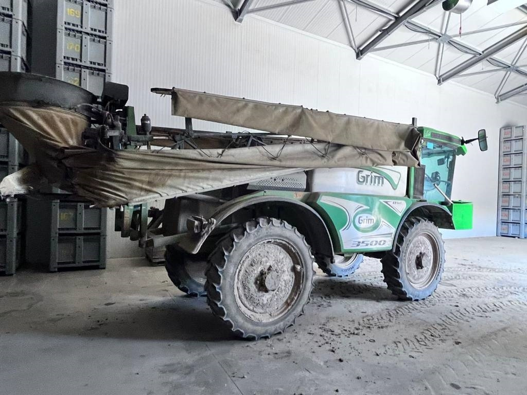 GRIM SERIE 7 M - Samohybný postrekovač: obrázok 3 GRIM SERIE 7 M - Samohybný postrekovač: obrázok 3