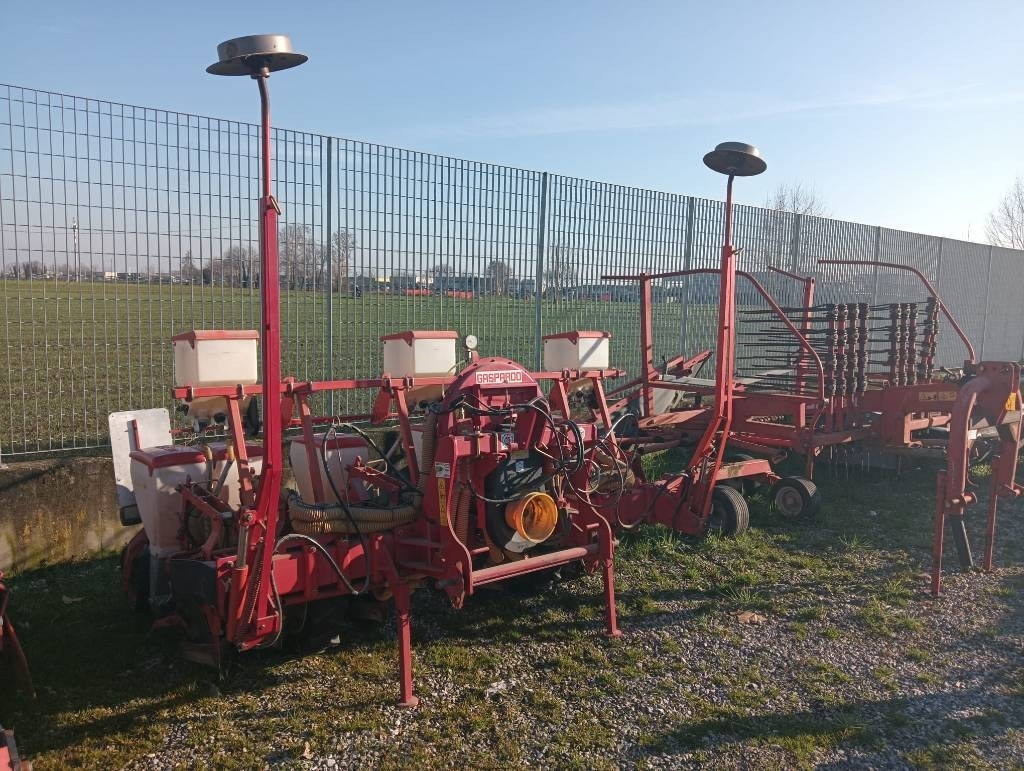 Gaspardo ST 250 6 - Přesný sejací stroj: obrázok 1 Gaspardo ST 250 6 - Přesný sejací stroj: obrázok 1