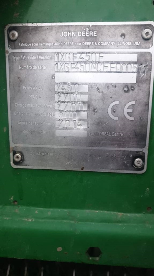 John Deere F 450 - Lis na okrúhle balíky: obrázok 4 John Deere F 450 - Lis na okrúhle balíky: obrázok 4