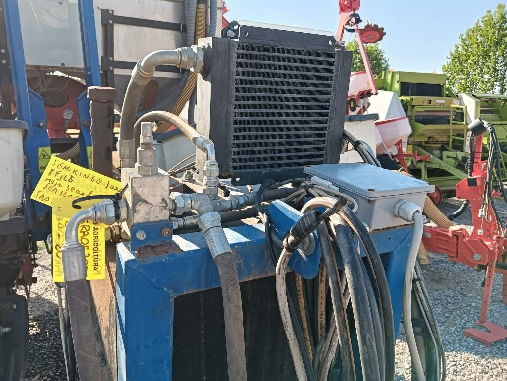 Kinze 3000 - Přesný sejací stroj: obrázok 4 Kinze 3000 - Přesný sejací stroj: obrázok 4