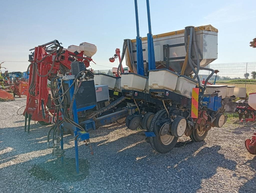 Kinze 3000 - Přesný sejací stroj: obrázok 1 Kinze 3000 - Přesný sejací stroj: obrázok 1