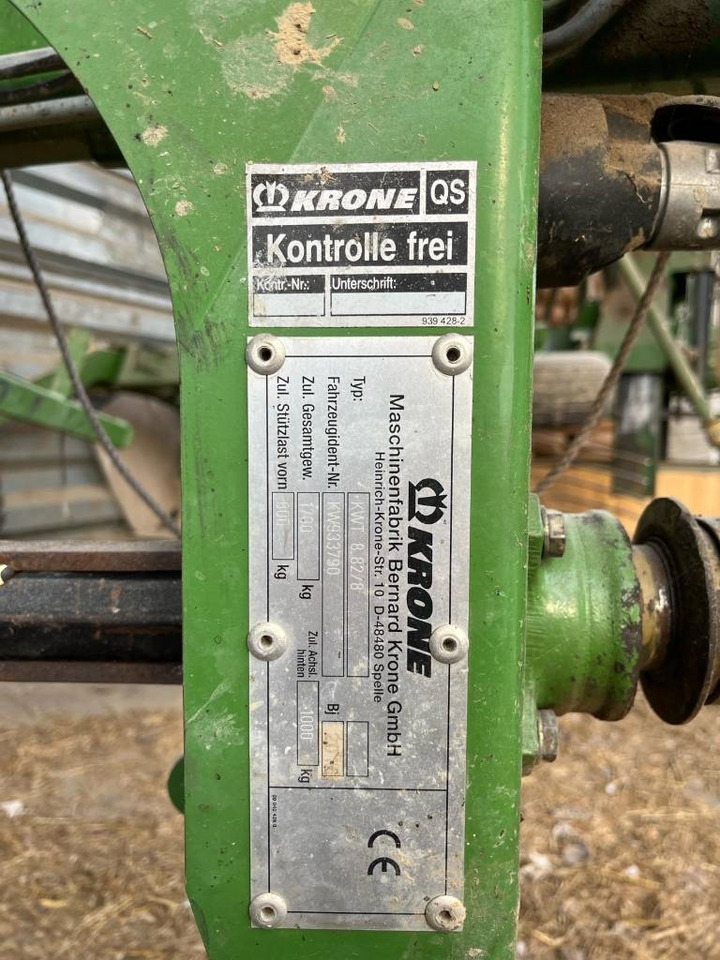 Krone KWT 882 - Obracač sena: obrázok 4 Krone KWT 882 - Obracač sena: obrázok 4