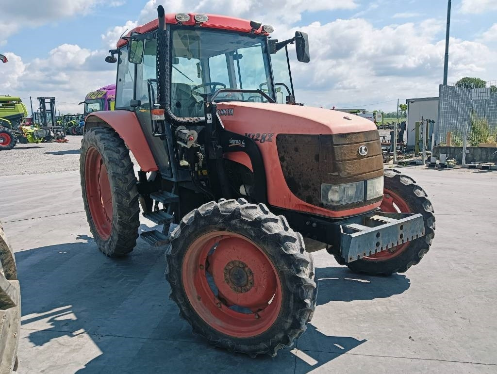 Kubota M 128 X - Traktor: obrázok 1 Kubota M 128 X - Traktor: obrázok 1