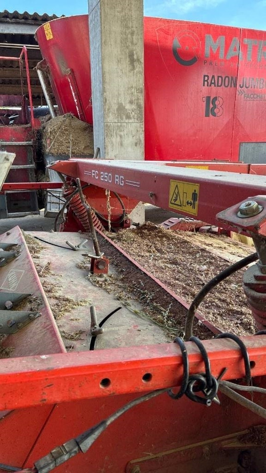 Kuhn FC 250 R G - Kosačka: obrázok 4 Kuhn FC 250 R G - Kosačka: obrázok 4