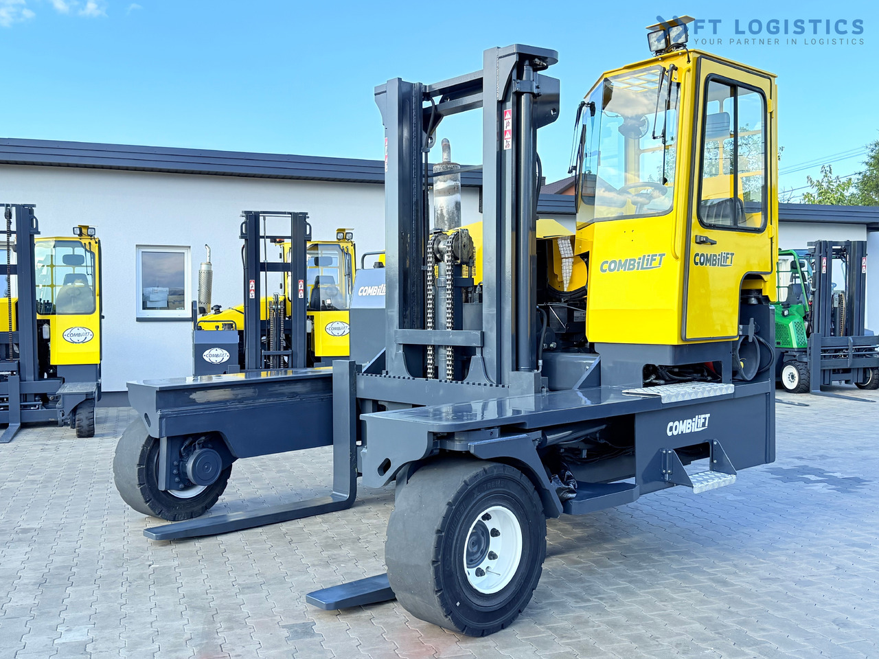 COMBILIFT C14000 / DUPLEX 3600MM / FREE-LIFT / POSITIONER - 4-cestný skladový zakladač: obrázok 2 COMBILIFT C14000 / DUPLEX 3600MM / FREE-LIFT / POSITIONER - 4-cestný skladový zakladač: obrázok 2
