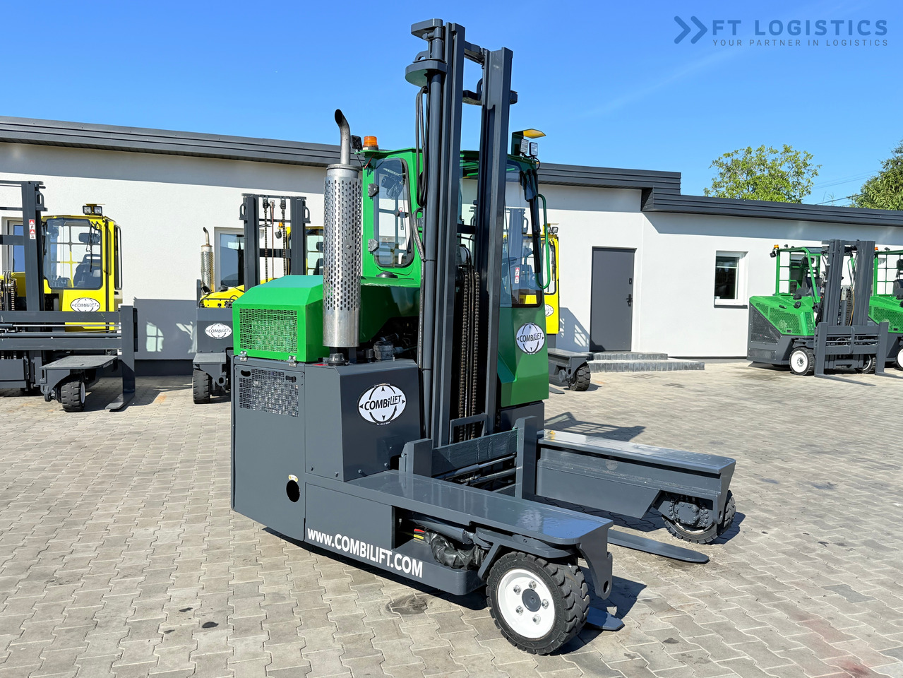 COMBILIFT C3000 / DUPLEX - 4100MM / DIESEL / FREE LIFT / CABIN / LIKE NEW - 4-cestný skladový zakladač: obrázok 1 COMBILIFT C3000 / DUPLEX - 4100MM / DIESEL / FREE LIFT / CABIN / LIKE NEW - 4-cestný skladový zakladač: obrázok 1