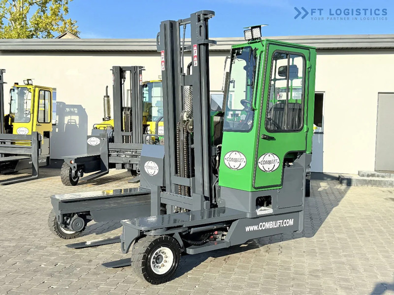 Combilift C4000 / DIESEL / DUPLEX 4100MM / FREE LIFT / SIDE SHIFT / FULL CABIN / EXCELLENT CONDITION / Wide range of four-way and side loa - 4-cestný skladový zakladač: obrázok 1 Combilift C4000 / DIESEL / DUPLEX 4100MM / FREE LIFT / SIDE SHIFT / FULL CABIN / EXCELLENT CONDITION / Wide range of four-way and side loa - 4-cestný skladový zakladač: obrázok 1