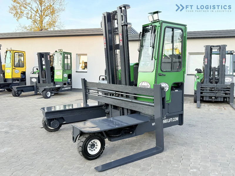 Combilift C4500 / DIESEL / DUPLEX 4000MM / WIDE FORK POSITIONER / HEATING / FULL CABIN / EXCELLENT CONDITION / A wide range of four-way an - 4-cestný skladový zakladač: obrázok 1 Combilift C4500 / DIESEL / DUPLEX 4000MM / WIDE FORK POSITIONER / HEATING / FULL CABIN / EXCELLENT CONDITION / A wide range of four-way an - 4-cestný skladový zakladač: obrázok 1