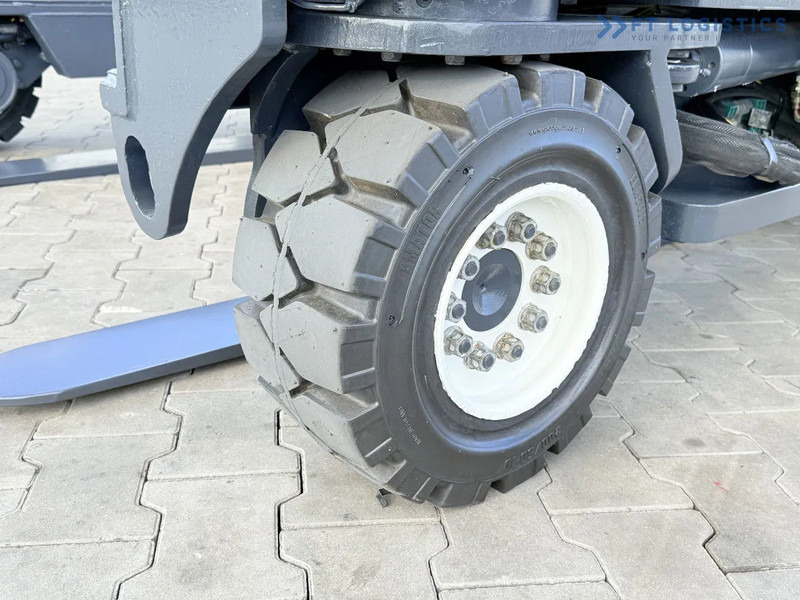 Combilift C4500 / GAS / DUPLEX - 4500MM / POSITIONER / FREE LIFT / FULL CABIN / ONLY 6178H / CONDITION - LIKE NEW! C4500 / GAS / DUPLEX - - 4-cestný skladový zakladač: obrázok 5 Combilift C4500 / GAS / DUPLEX - 4500MM / POSITIONER / FREE LIFT / FULL CABIN / ONLY 6178H / CONDITION - LIKE NEW! C4500 / GAS / DUPLEX - - 4-cestný skladový zakladač: obrázok 5