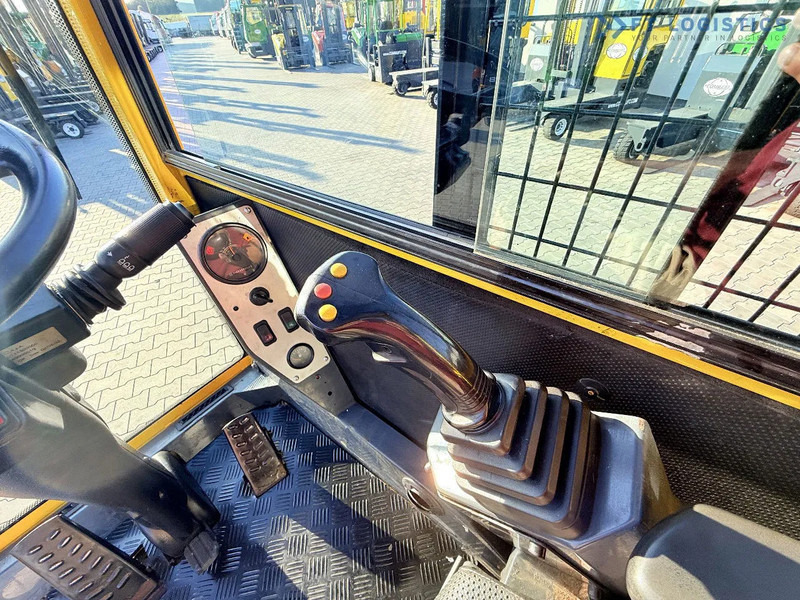 Bočný nakladač Combilift C5000FSL / DIESEL / DUPLEX - 4000MM / FREE-LIFT / CABIN / A wide range of four-way and side loaders, tailored to diverse needs a: obrázok 13 Bočný nakladač Combilift C5000FSL / DIESEL / DUPLEX - 4000MM / FREE-LIFT / CABIN / A wide range of four-way and side loaders, tailored to diverse needs a: obrázok 13