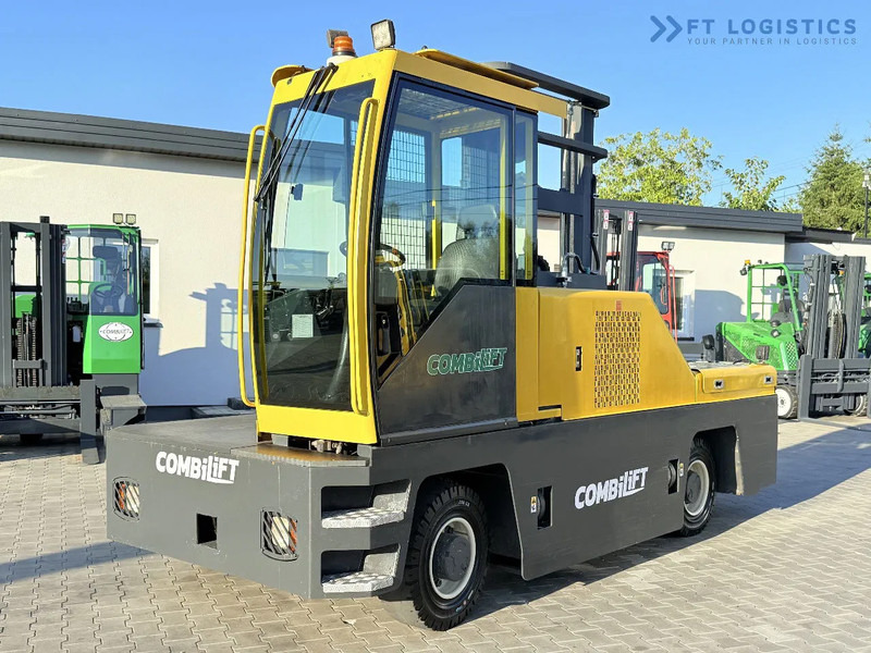Combilift C5000FSL / DIESEL / DUPLEX - 4000MM / FREE-LIFT / CABIN / A wide range of four-way and side loaders, tailored to diverse needs a - Bočný nakladač: obrázok 1 Combilift C5000FSL / DIESEL / DUPLEX - 4000MM / FREE-LIFT / CABIN / A wide range of four-way and side loaders, tailored to diverse needs a - Bočný nakladač: obrázok 1