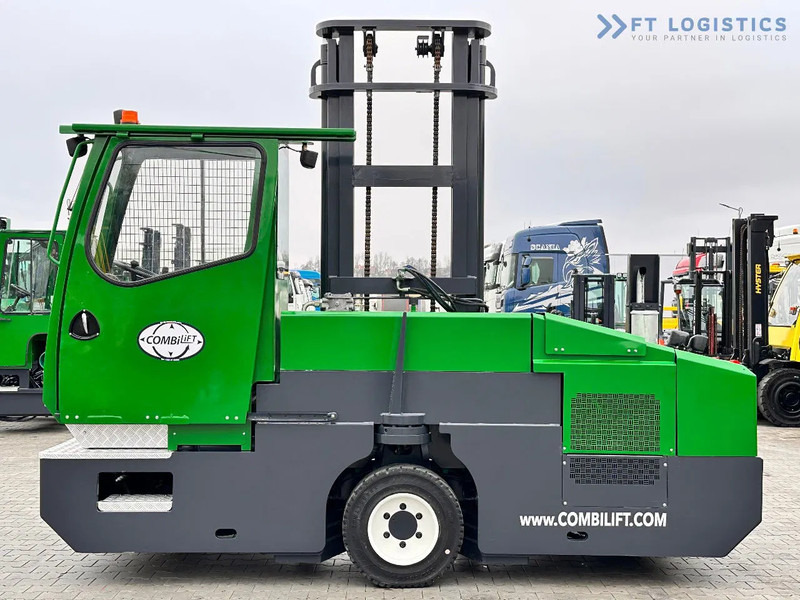 Combilift C5000SL / DIESEL / 4500MM / DUPLEX / CABIN / PLATFORMS / LIKE NEW C5000SL / DIESEL / 4500MM / DUPLEX / CABIN / PLATFORMS / LIKE - Bočný nakladač: obrázok 3 Combilift C5000SL / DIESEL / 4500MM / DUPLEX / CABIN / PLATFORMS / LIKE NEW C5000SL / DIESEL / 4500MM / DUPLEX / CABIN / PLATFORMS / LIKE - Bočný nakladač: obrázok 3