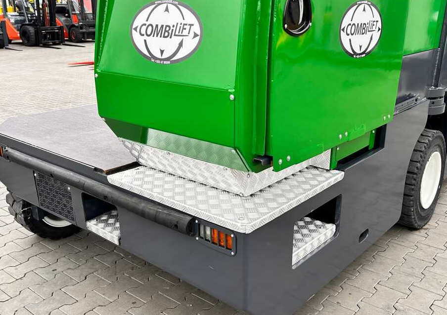 Combilift C5000SL / DIESEL / 4500MM / DUPLEX / CABIN / PLATFORMS / LIKE NEW - Bočný nakladač: obrázok 4 Combilift C5000SL / DIESEL / 4500MM / DUPLEX / CABIN / PLATFORMS / LIKE NEW - Bočný nakladač: obrázok 4