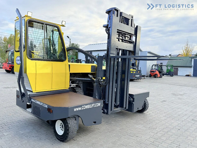 Combilift C5000SR / DIESEL / TRIPLEX MAST – 6100 MM / FORK POSITIONER / FULL CABIN C5000SR / DIESEL / TRIPLEX MAST – 6100 MM / FORK POSITI - Bočný nakladač: obrázok 1 Combilift C5000SR / DIESEL / TRIPLEX MAST – 6100 MM / FORK POSITIONER / FULL CABIN C5000SR / DIESEL / TRIPLEX MAST – 6100 MM / FORK POSITI - Bočný nakladač: obrázok 1