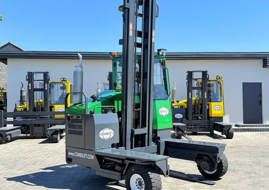 Combilift C5000XL / DIESEL / DUPLEX - 5500MM / FULL CABIN / NEW TYRES / HEATING - 4-cestný skladový zakladač: obrázok 3 Combilift C5000XL / DIESEL / DUPLEX - 5500MM / FULL CABIN / NEW TYRES / HEATING - 4-cestný skladový zakladač: obrázok 3