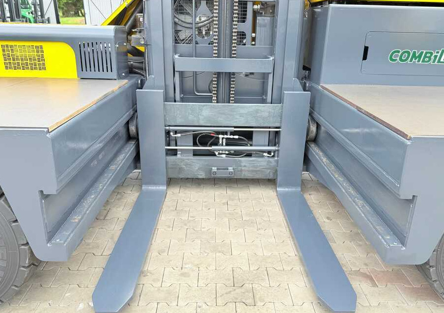 Combilift C6000FSL / DIESEL / DUPLEX – 4100MM / 1400MM FORKS / SIDeloADER / 6000KG LIFTING CAPACITY / FREE LIFT / DEUTZ ENGINE / EXCELLENT CONDITION - Bočný nakladač: obrázok 5 Combilift C6000FSL / DIESEL / DUPLEX – 4100MM / 1400MM FORKS / SIDeloADER / 6000KG LIFTING CAPACITY / FREE LIFT / DEUTZ ENGINE / EXCELLENT CONDITION - Bočný nakladač: obrázok 5