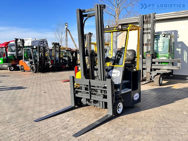 Combilift CB3000 / LPG / DUPLEX / 4000MM / FREE LIFT / NEW TIRES / LIKE NEW CB3000 / LPG / DUPLEX / 4000MM / FREE LIFT / NEW TIRES / LIKE - 4-cestný skladový zakladač: obrázok 2 Combilift CB3000 / LPG / DUPLEX / 4000MM / FREE LIFT / NEW TIRES / LIKE NEW CB3000 / LPG / DUPLEX / 4000MM / FREE LIFT / NEW TIRES / LIKE - 4-cestný skladový zakladač: obrázok 2