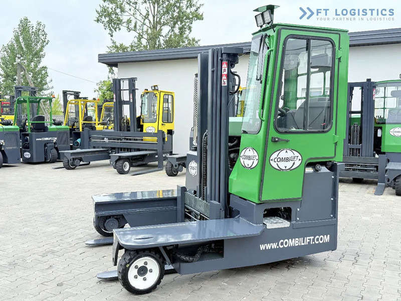 Combilift Combilift C3000 / DIESEL / TRIPLEX 4900MM / FREE LIFT / FORK POSITIONER / HEATING / FULL CABIN / PERFECT CONDITION / Wide range - 4-cestný skladový zakladač: obrázok 2 Combilift Combilift C3000 / DIESEL / TRIPLEX 4900MM / FREE LIFT / FORK POSITIONER / HEATING / FULL CABIN / PERFECT CONDITION / Wide range - 4-cestný skladový zakladač: obrázok 2