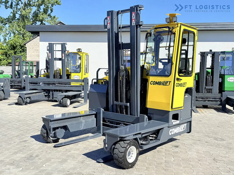 Combilift Combilift FOUR-WAY MULTIDIRECTIONAL FORKLIFT C4000 / DIESEL / DUPLEX 4100MM / ONLY 2888 HOURS / FORK POSITIONER / FULL CABIN – H - 4-cestný skladový zakladač: obrázok 3 Combilift Combilift FOUR-WAY MULTIDIRECTIONAL FORKLIFT C4000 / DIESEL / DUPLEX 4100MM / ONLY 2888 HOURS / FORK POSITIONER / FULL CABIN – H - 4-cestný skladový zakladač: obrázok 3