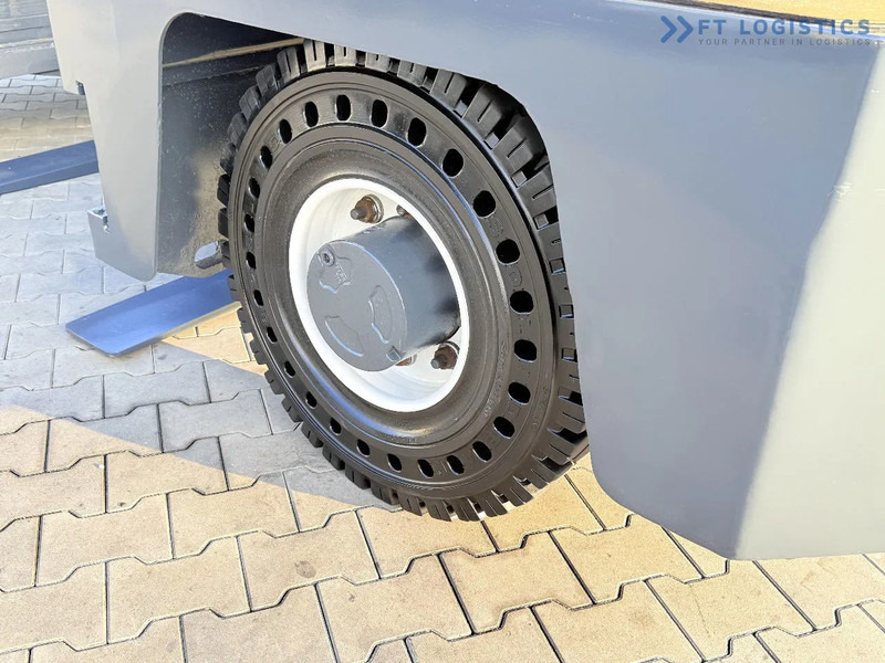 Combilift Combilift SIDE LOADER / C5000FSL / DIESEL / DUPLEX 4100MM / ONLY 2573 HOURS / FULL CABIN / PERFECT CONDITION / NEW TYRES / Wide - Bočný nakladač: obrázok 5 Combilift Combilift SIDE LOADER / C5000FSL / DIESEL / DUPLEX 4100MM / ONLY 2573 HOURS / FULL CABIN / PERFECT CONDITION / NEW TYRES / Wide - Bočný nakladač: obrázok 5