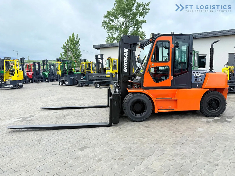Doosan DOOSAN / DUPLEX 3000MM / SIDE SHIFT / FORK POSITIONER / 2500MM FORKS / 7000KG / CABIN / LIKE NEW DOOSAN / DUPLEX 3000MM / SIDE S - Dieselový vysokozdvižný vozík: obrázok 2 Doosan DOOSAN / DUPLEX 3000MM / SIDE SHIFT / FORK POSITIONER / 2500MM FORKS / 7000KG / CABIN / LIKE NEW DOOSAN / DUPLEX 3000MM / SIDE S - Dieselový vysokozdvižný vozík: obrázok 2