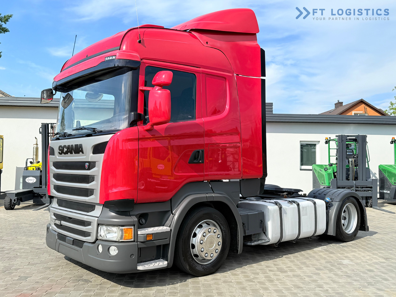 SCANIA R450 / LOW-DECK / RETARDER / 1200L FUEL TANKS / TWO BEDS / 80% TYRES / FRIDGE / PARKING AIR CONDITIONING / WEBASTO / EXCELLENT CONDITION - Ťahač: obrázok 3 SCANIA R450 / LOW-DECK / RETARDER / 1200L FUEL TANKS / TWO BEDS / 80% TYRES / FRIDGE / PARKING AIR CONDITIONING / WEBASTO / EXCELLENT CONDITION - Ťahač: obrázok 3