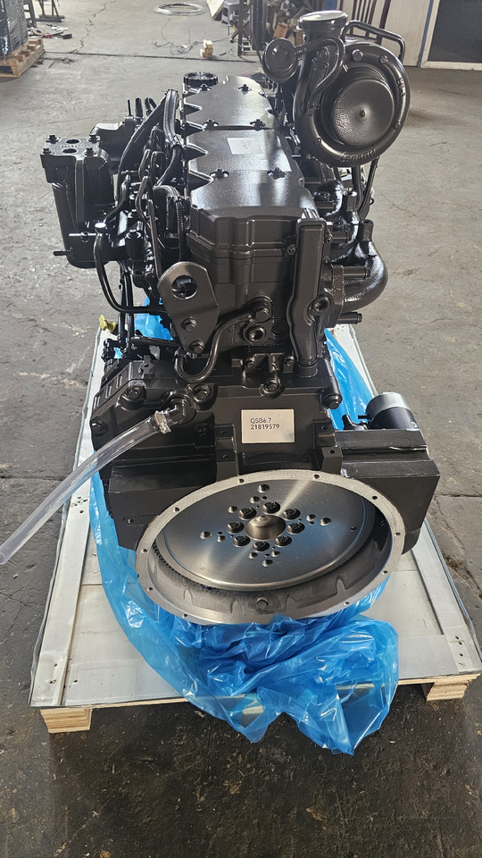 CUMMINS QSB6.7 - Motor pre Rýpadlo: obrázok 3 CUMMINS QSB6.7 - Motor pre Rýpadlo: obrázok 3