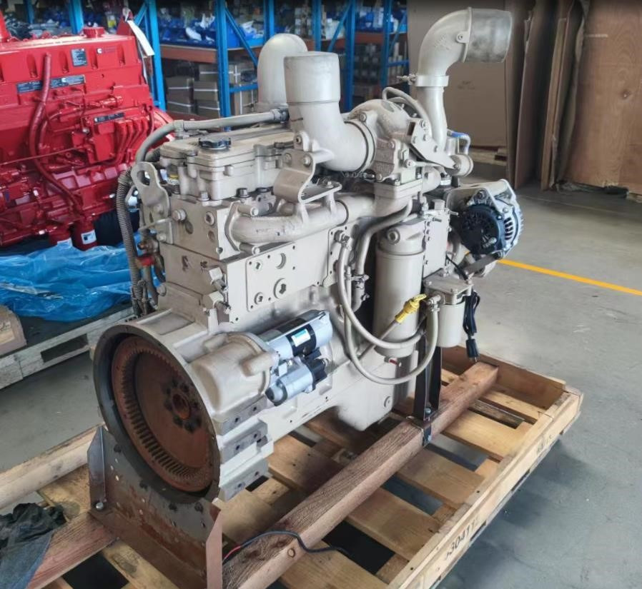 CUMMINS QSC8.3 - Motor pre Rýpadlo: obrázok 2 CUMMINS QSC8.3 - Motor pre Rýpadlo: obrázok 2