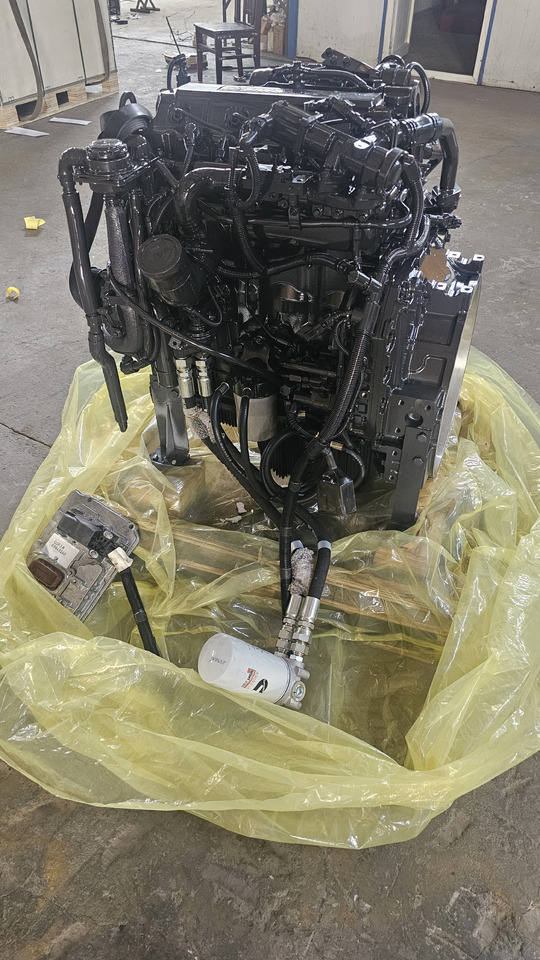 CUMMINS QSF3.8 - Motor pre Rýpadlo: obrázok 2 CUMMINS QSF3.8 - Motor pre Rýpadlo: obrázok 2