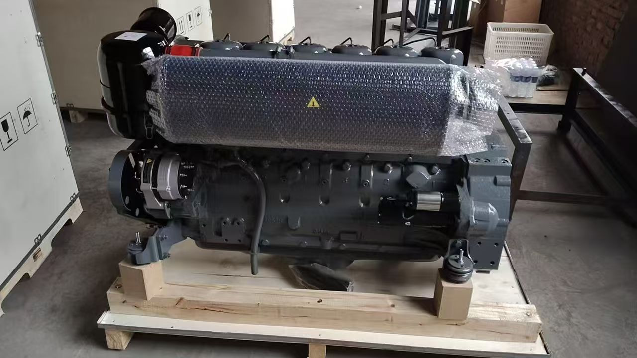 DEUTZ F4L912 - Motor pre Rýpadlo: obrázok 1 DEUTZ F4L912 - Motor pre Rýpadlo: obrázok 1