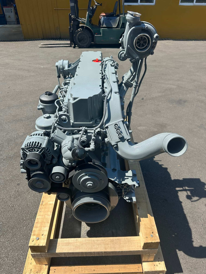 DEUTZ TCD2013L064V - Motor pre Finišer: obrázok 4 DEUTZ TCD2013L064V - Motor pre Finišer: obrázok 4