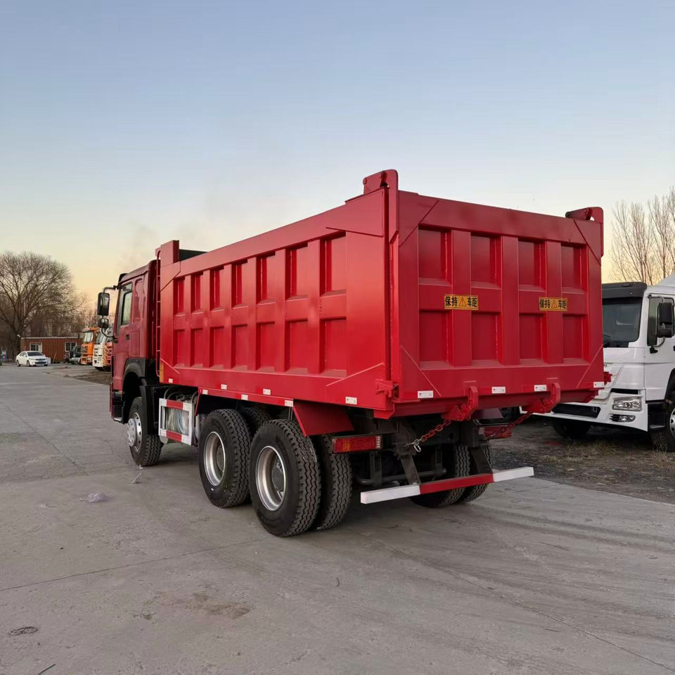 HOWO 371 6*4 - Sklápač: obrázok 5 HOWO 371 6*4 - Sklápač: obrázok 5