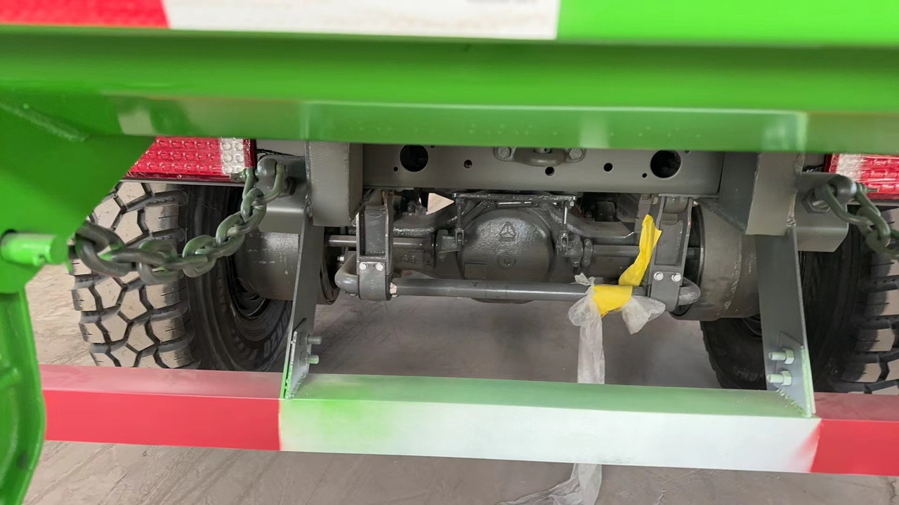 HOWO375 6*6  dump truck - Sklápač: obrázok 5 HOWO375 6*6  dump truck - Sklápač: obrázok 5