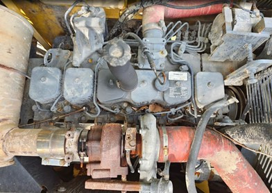 KOMATSU 6D102E - Motor pre Rýpadlo: obrázok 1 KOMATSU 6D102E - Motor pre Rýpadlo: obrázok 1