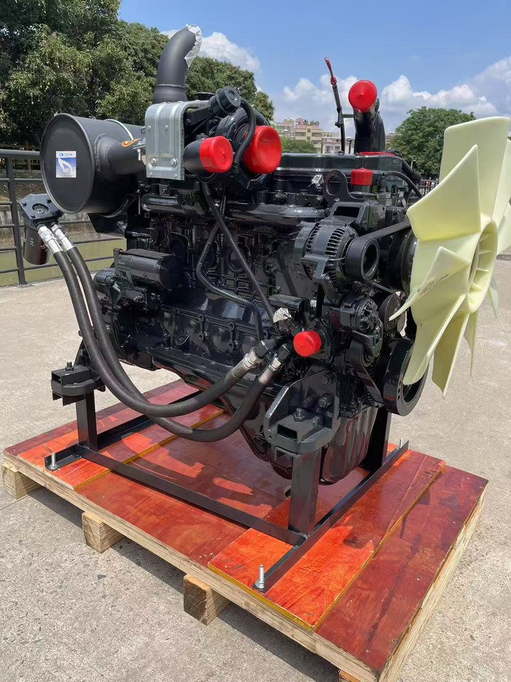 KOMATSU 6D107E-1 - Motor pre Rýpadlo: obrázok 5 KOMATSU 6D107E-1 - Motor pre Rýpadlo: obrázok 5