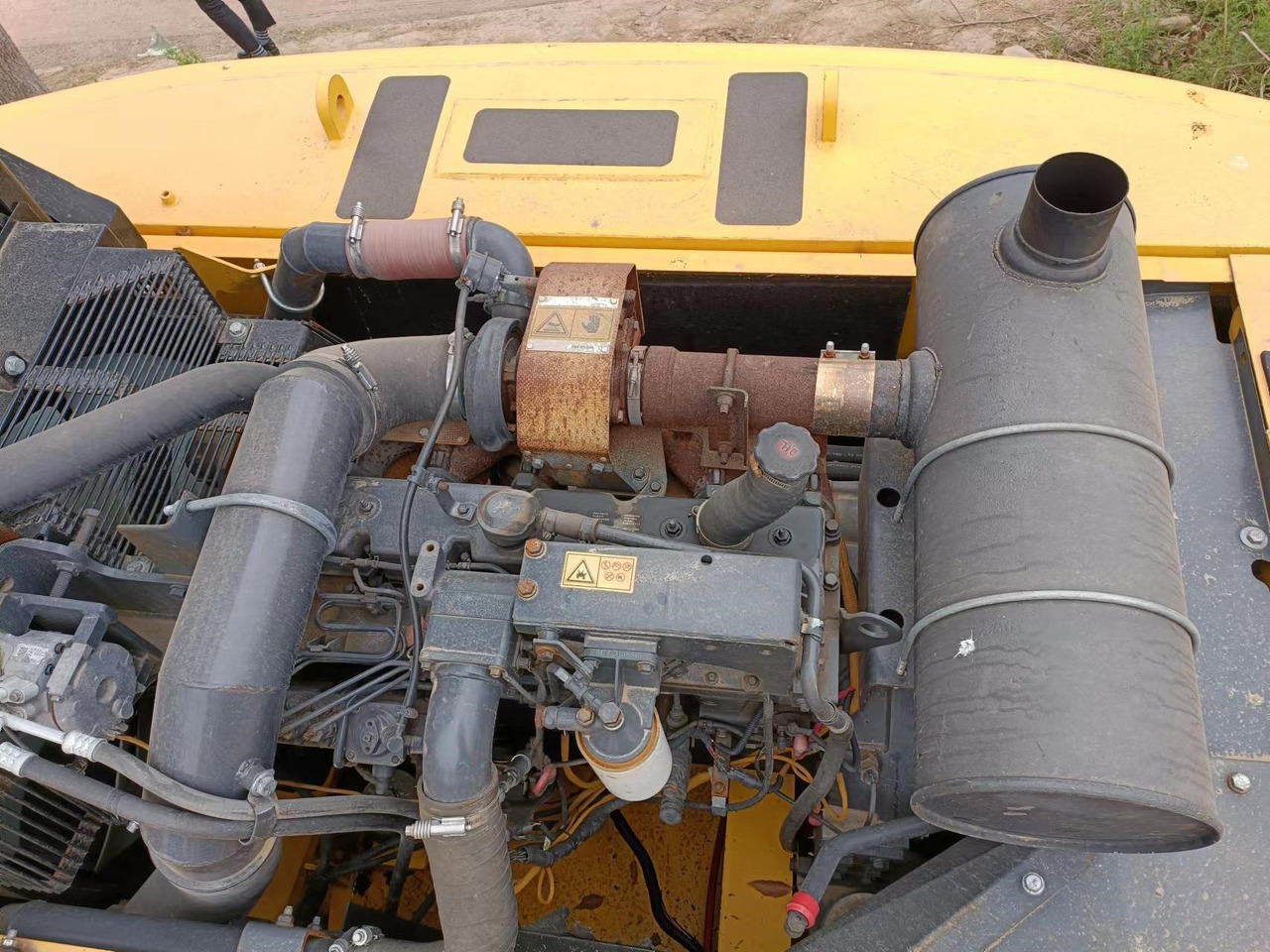 KOMATSU 6D114E - Motor pre Rýpadlo: obrázok 2 KOMATSU 6D114E - Motor pre Rýpadlo: obrázok 2