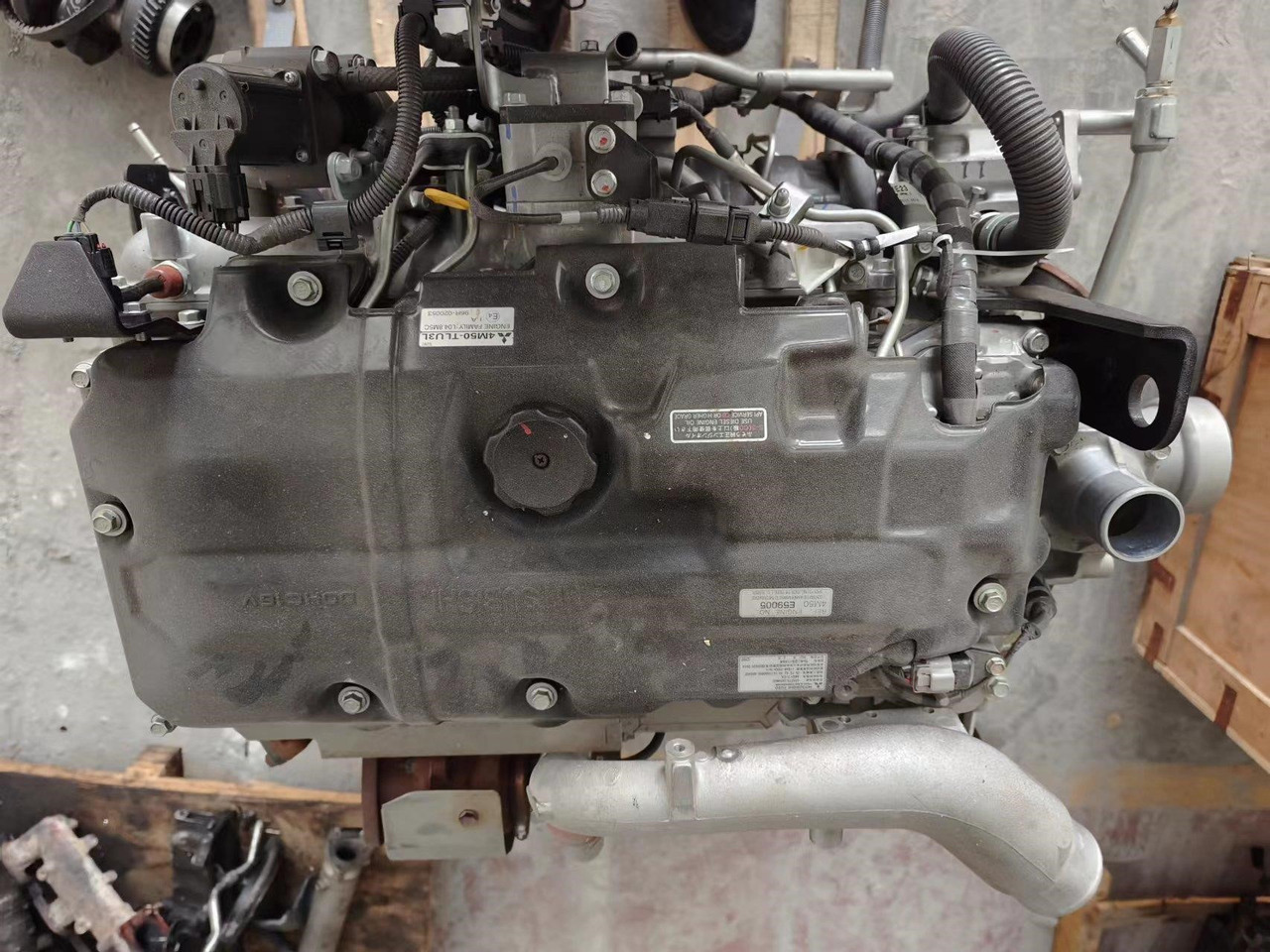 MITSUBISHI 4M50 - Motor pre Rýpadlo: obrázok 1 MITSUBISHI 4M50 - Motor pre Rýpadlo: obrázok 1