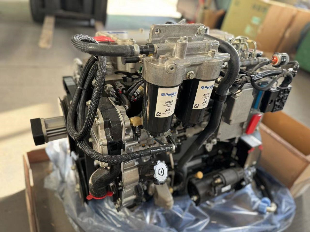 PERKINS 1104D-44TA - Motor pre Rýpadlo: obrázok 3 PERKINS 1104D-44TA - Motor pre Rýpadlo: obrázok 3