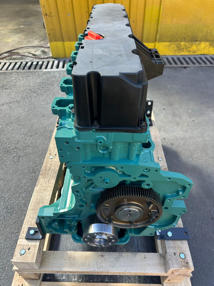 VOLVO D8K - Blok valcov pre Rýpadlo: obrázok 2 VOLVO D8K - Blok valcov pre Rýpadlo: obrázok 2