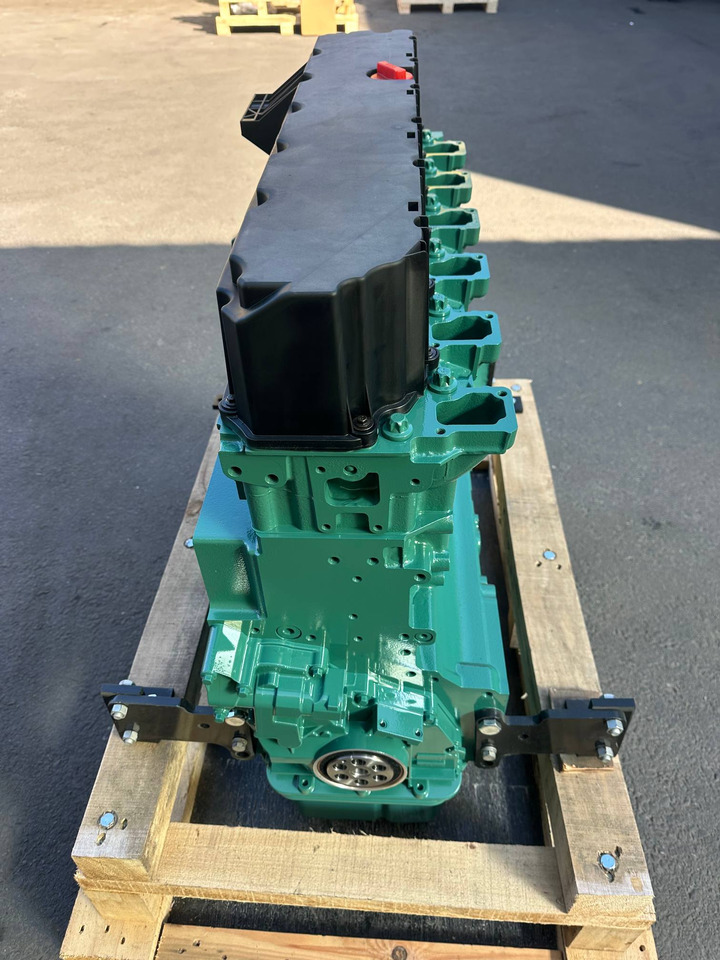 VOLVO D8K - Blok valcov pre Rýpadlo: obrázok 4 VOLVO D8K - Blok valcov pre Rýpadlo: obrázok 4