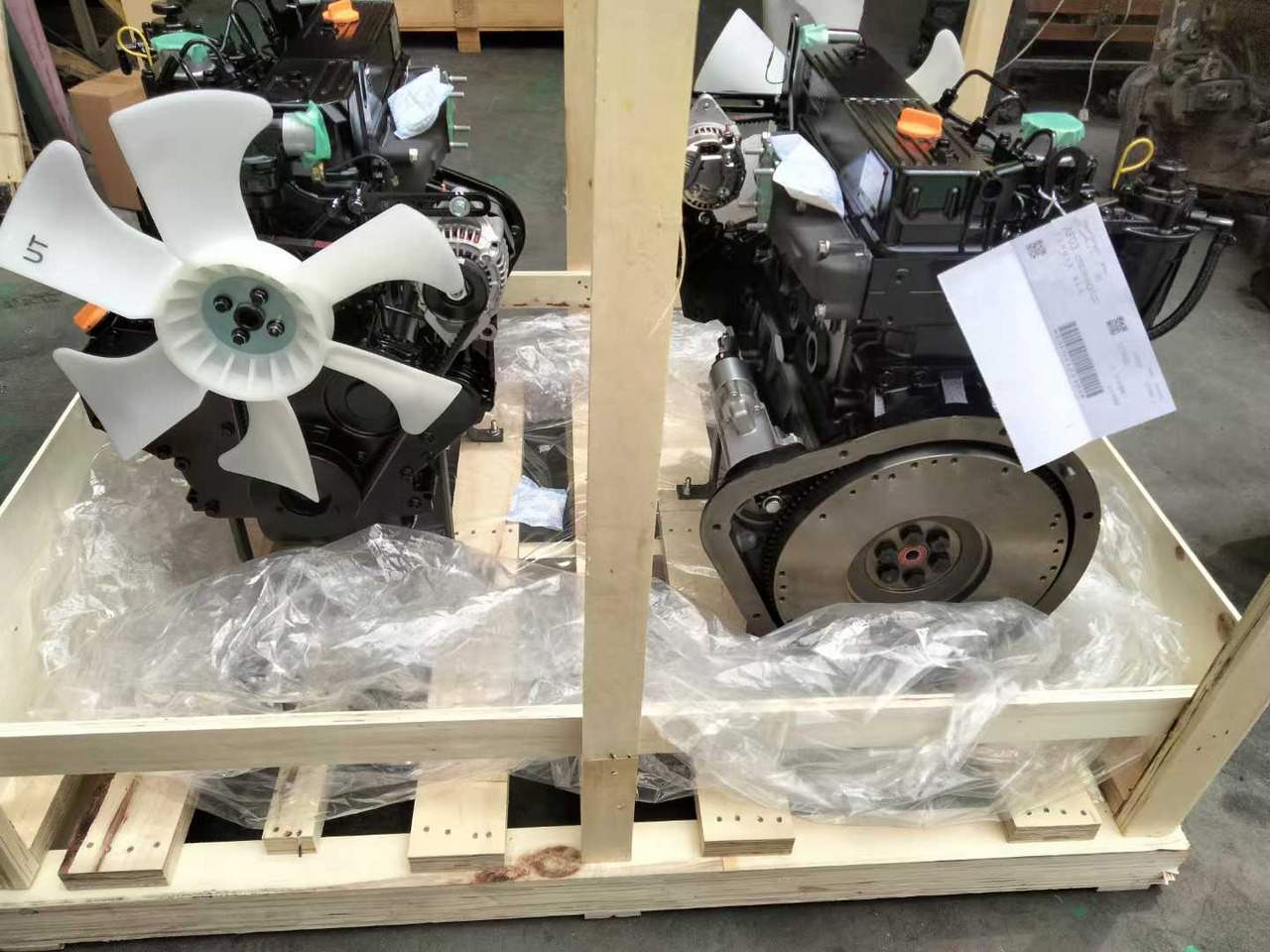 YANMAR 4TNE98 - Motor pre Stavebné stroje: obrázok 4 YANMAR 4TNE98 - Motor pre Stavebné stroje: obrázok 4