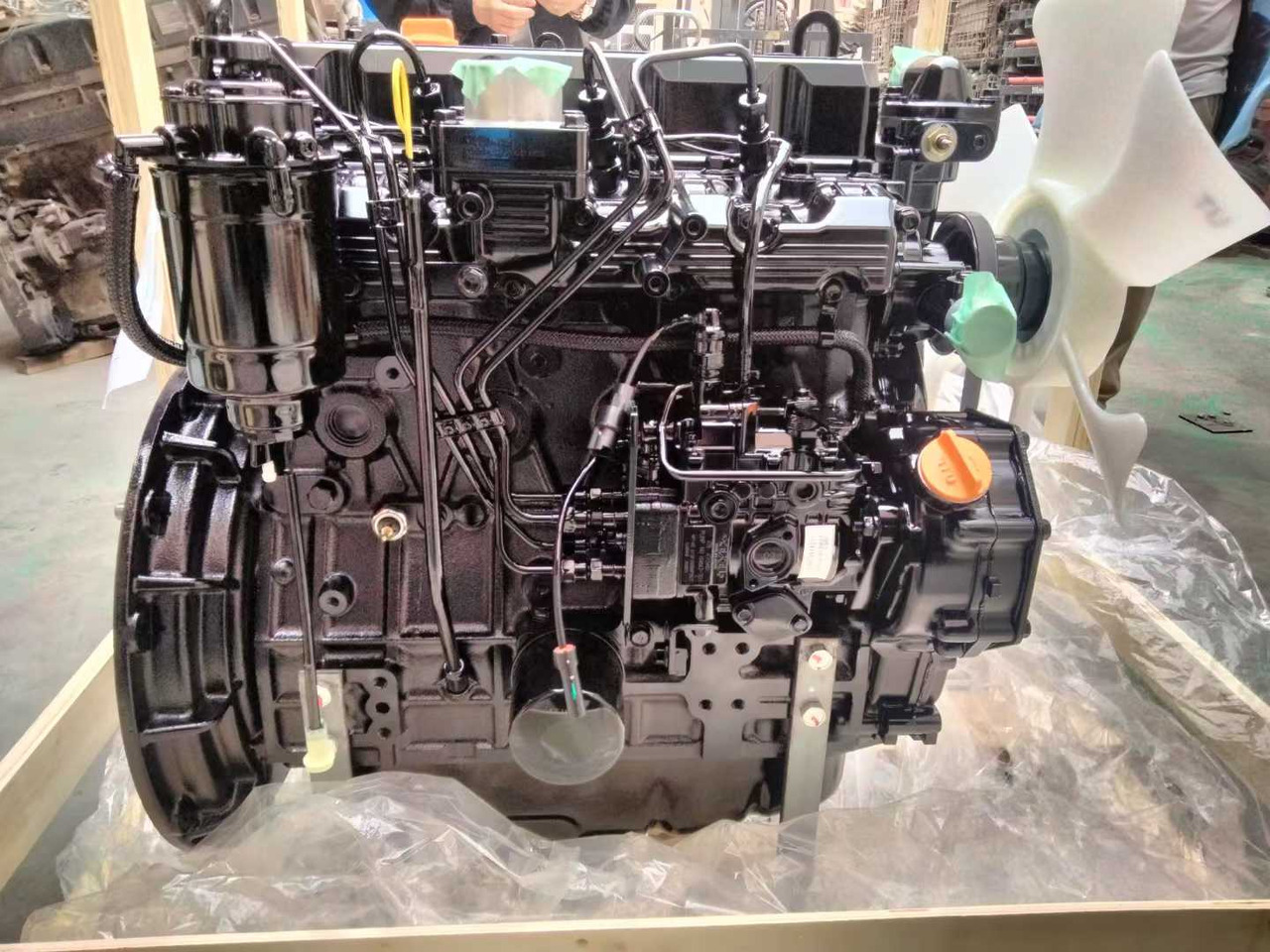 YANMAR 4TNE98 - Motor pre Stavebné stroje: obrázok 1 YANMAR 4TNE98 - Motor pre Stavebné stroje: obrázok 1