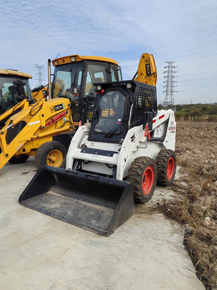 BOBCAT used second-hand good condition Bobcat S18 - Šmykom riadený nakladač: obrázok 2 BOBCAT used second-hand good condition Bobcat S18 - Šmykom riadený nakladač: obrázok 2