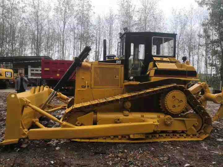 Buldozér CAT High Quality Used Machinery , Original D6h Cat Bulldozer , Winch Attached Cat Bulldozer: obrázok 6